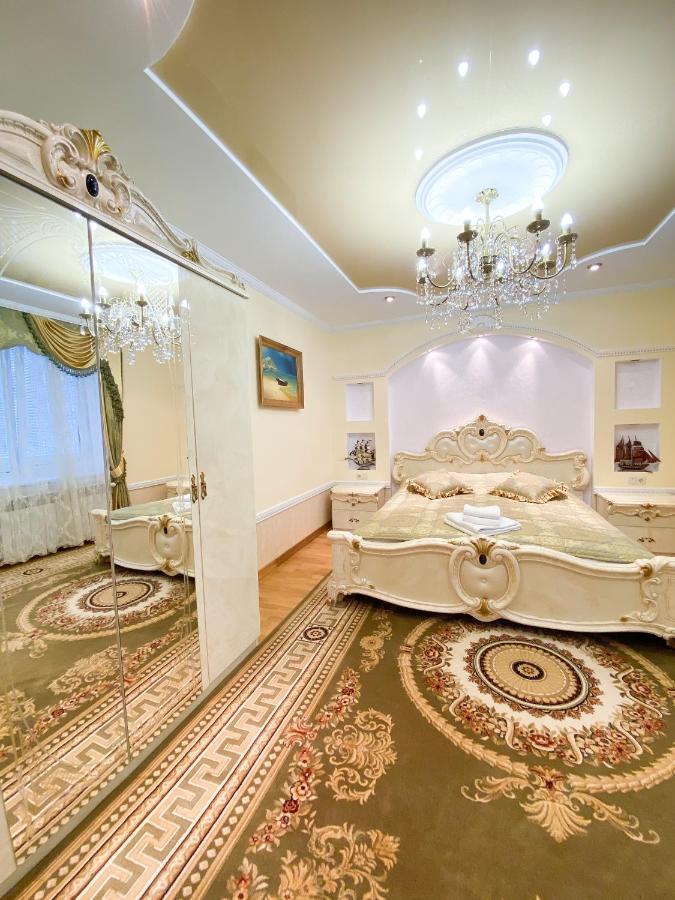 Петрос Family Hotel Iaremcea Exterior foto